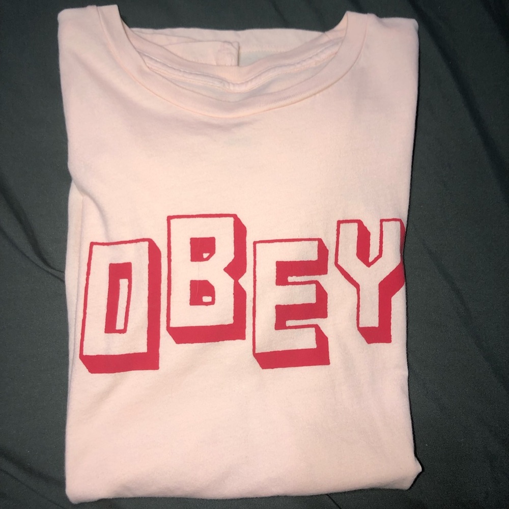 obey world wide t-shirt